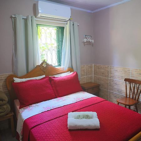 Bed and Breakfast Pousada Linda Flor Алту-Параїзу-ді-Гояс Екстер'єр фото