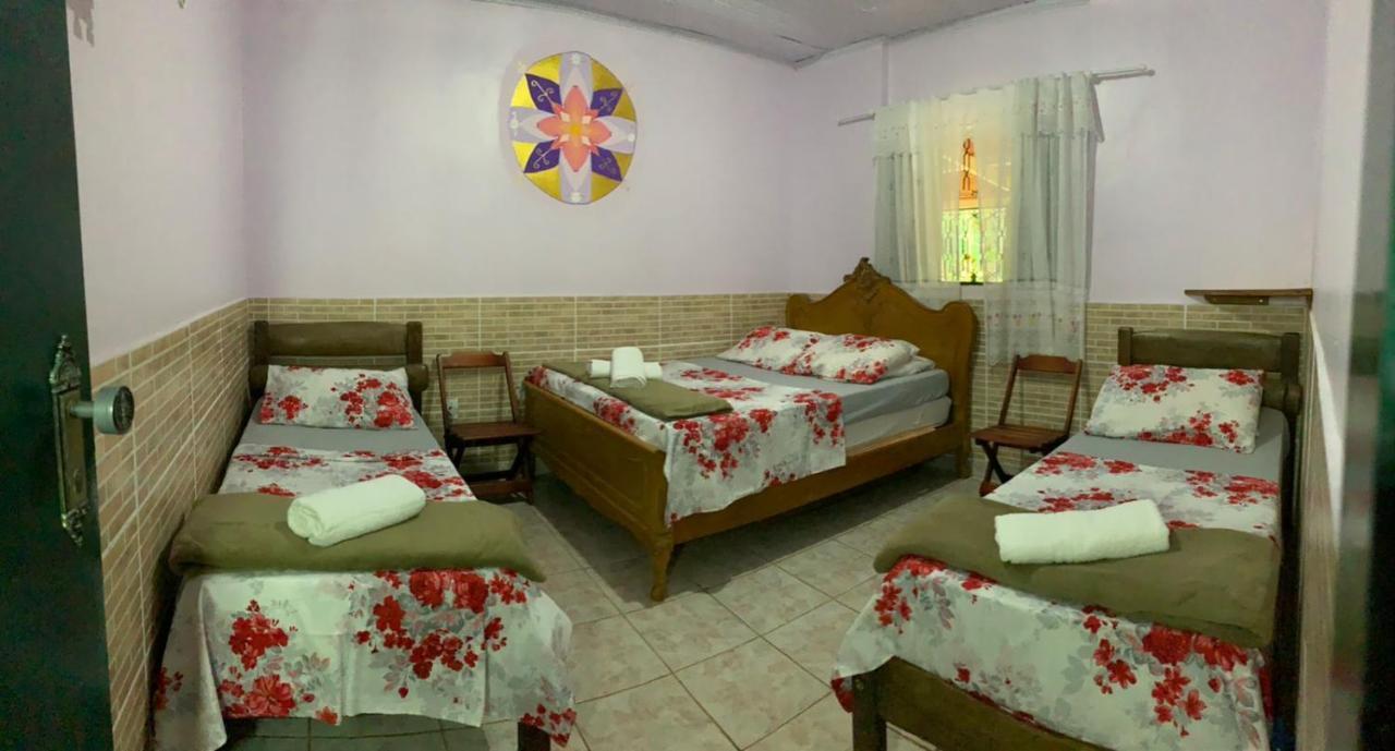 Bed and Breakfast Pousada Linda Flor Алту-Параїзу-ді-Гояс Екстер'єр фото